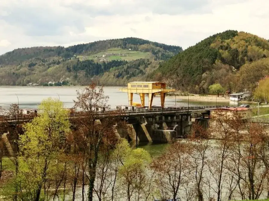 Najlepsze atrakcje nad jeziorem czchowskim, które musisz zobaczyć