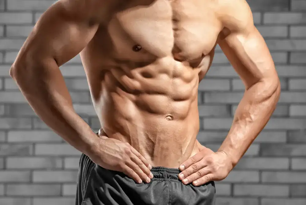 Ile ćwiczeń na klatkę piersiową? Odkryj optymalne podejście dla siebie