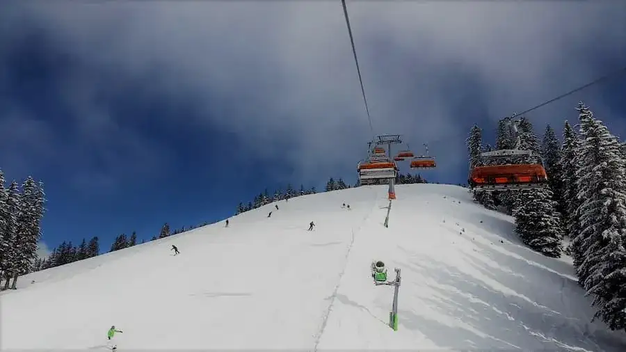 Gdzie najlepiej na snowboard? Odkryj najlepsze stoki w Polsce