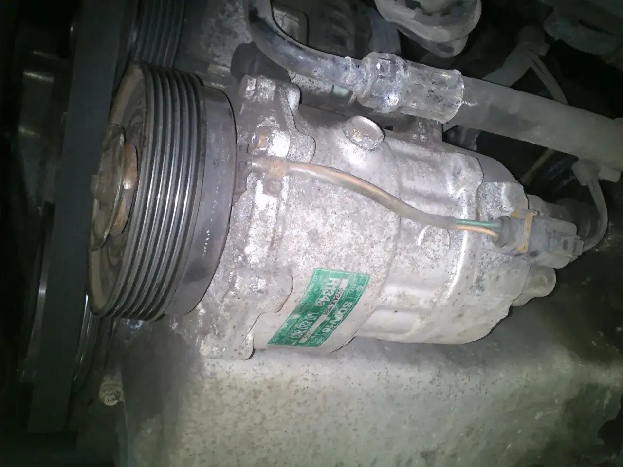 Jak zdjąć sprzęgło sprężarki klimatyzacji i uniknąć kosztownych błędów