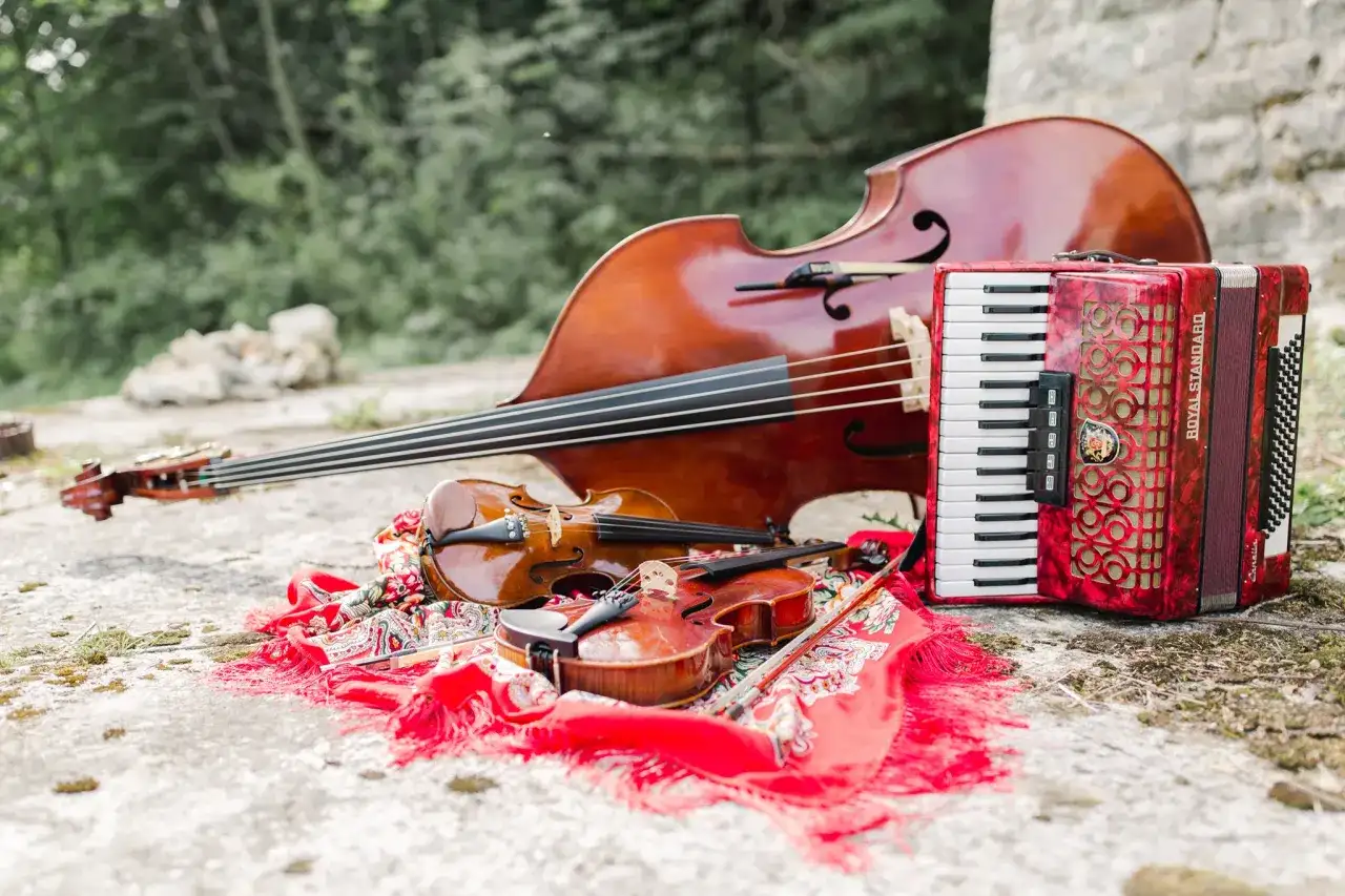 Instrumenty w kapeli góralskiej - ich charakterystyka i rola