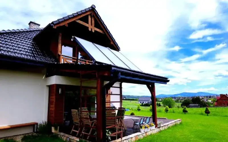 Dofinansowanie na kolektory słoneczne w programie Czyste Powietrze - sprawdź możliwości wsparcia