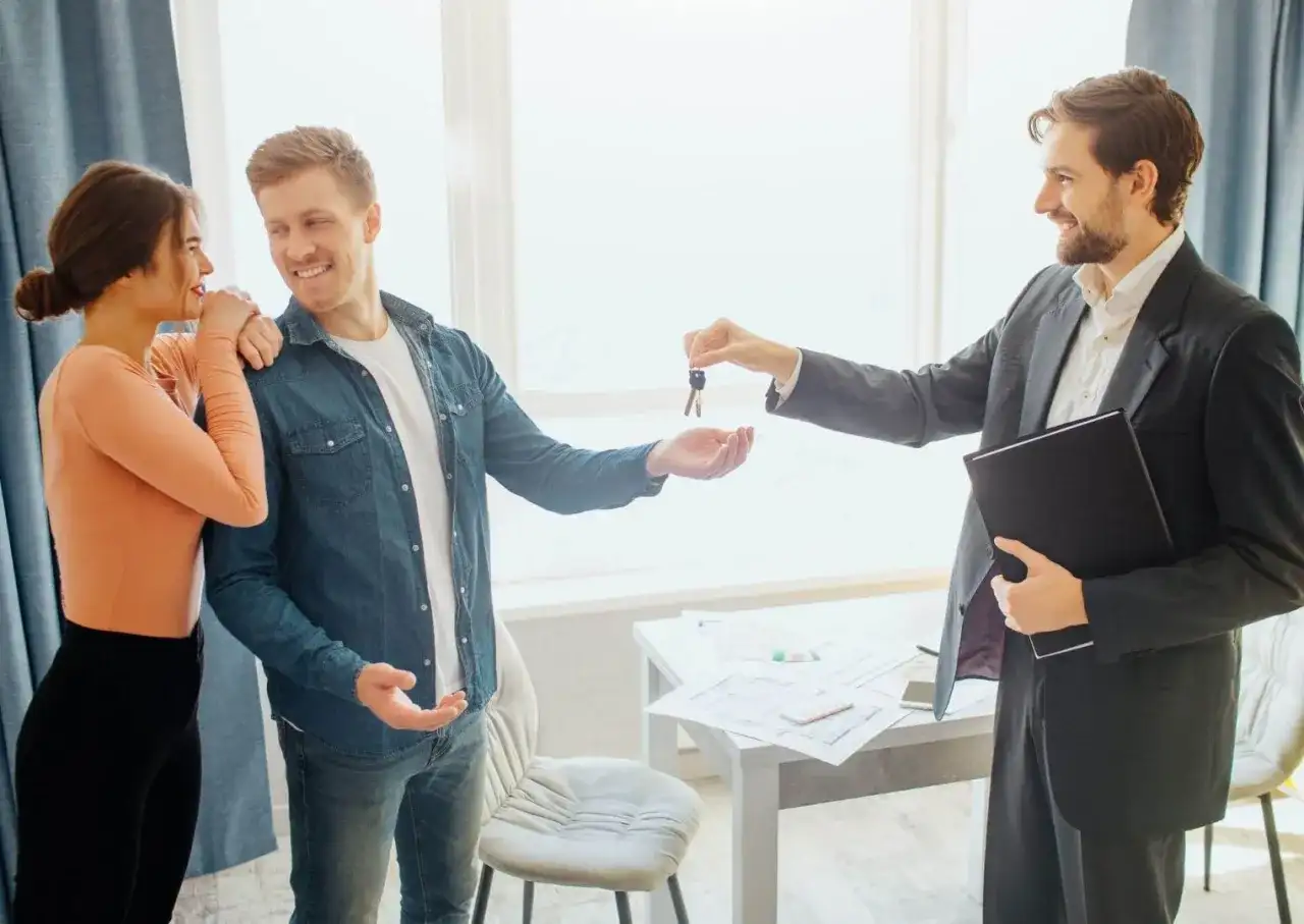 Czy w akcie notarialnym wpisuje się wyposażenie mieszkania? Uniknij problemów!