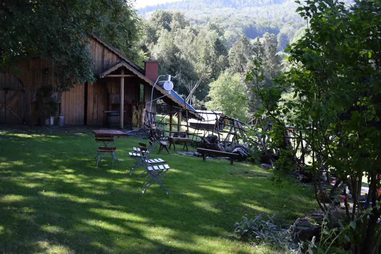 Bacówka Giemzików: Twój przewodnik po azylu na Pogórzu Rożnowskim