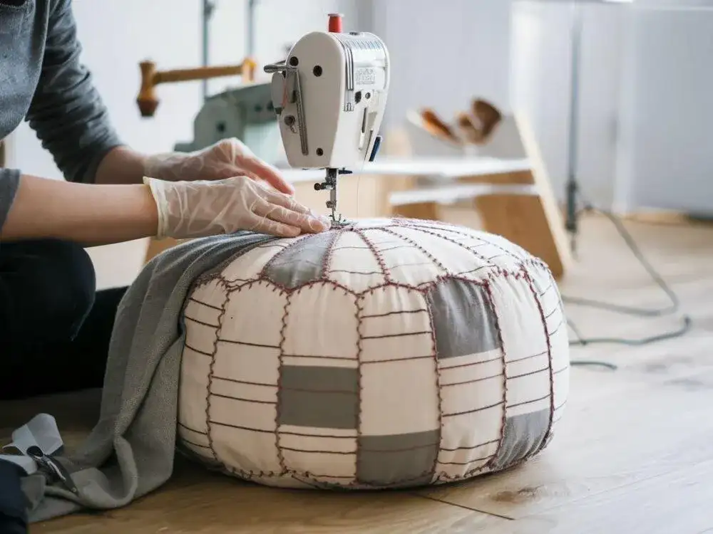 Samodzielne szycie poduszki: Przewodnik dla początkujących. Zrób to sam!