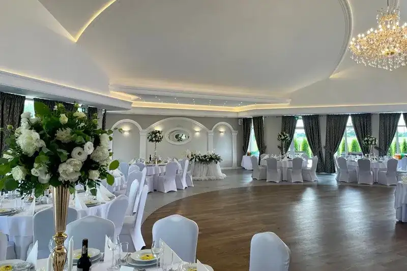 Dworek Broniszówka - idealne miejsce na niezapomniane wydarzenia