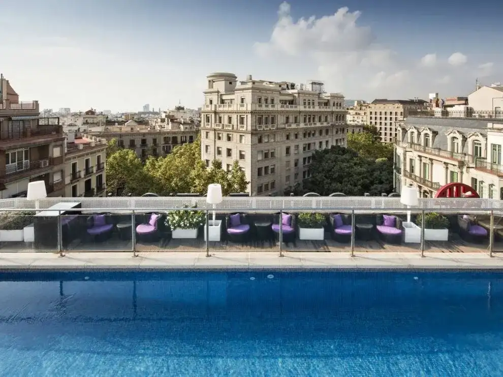 Najlepszy nocleg w Barcelonie? Znajdź idealną dzielnicę!