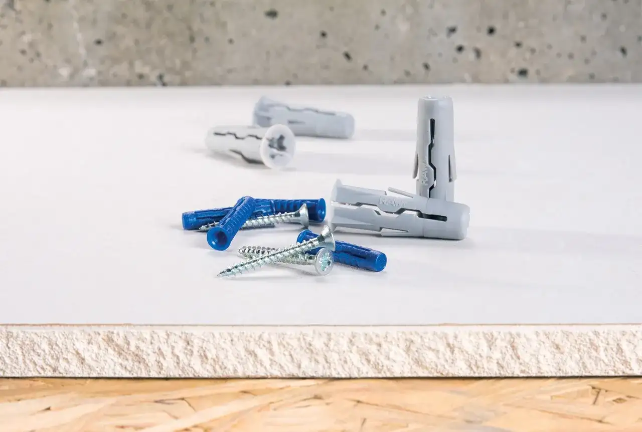 Jakie wiertło do kołka 12 mm wybrać, aby uniknąć problemów z montażem?