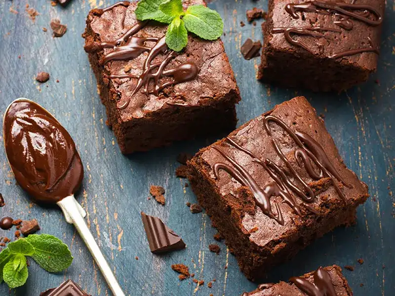 Czerstwe bułki do hamburgerów? 10+ pomysłów na zero waste!