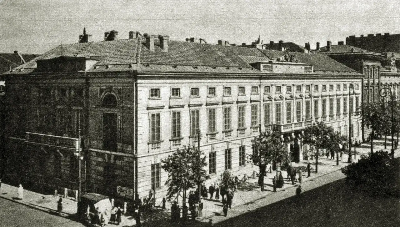 Pałac Tyszkiewiczów w Warszawie – historia, architektura i tajemnice