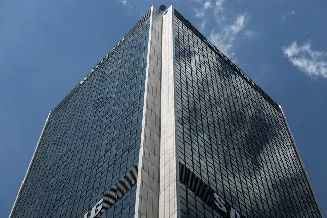 Kto jest właścicielem hotelu Marriott w Warszawie? Zaskakujące zmiany!