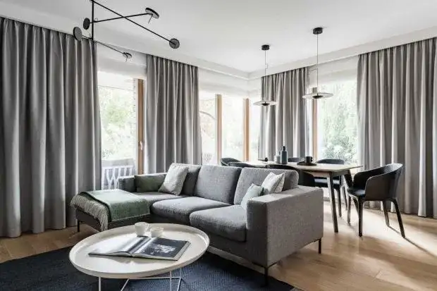 Jak przystroić okno: 15 kreatywnych pomysłów na dekorację