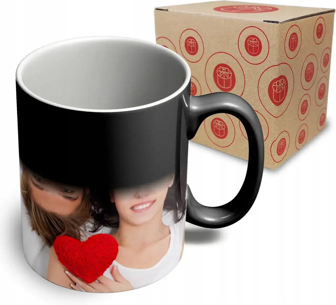 Cena kubka ze zdjęciem u fotografa: Ile zapłacisz i co wpływa na koszt?