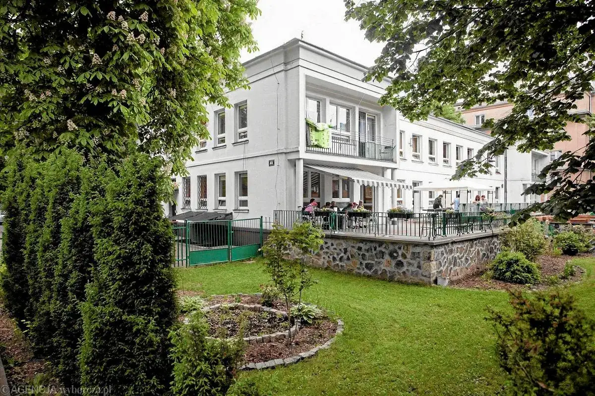 Osiedle Szkolne Kraków: Jak dojechać? Najlepsze trasy i wskazówki