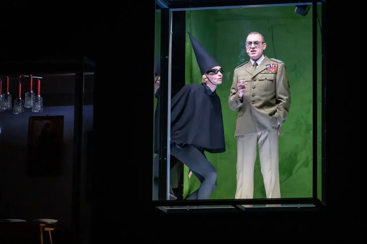 Spektakl 1989 w Gdańsku: Przełomowe wydarzenia i emocje na scenie