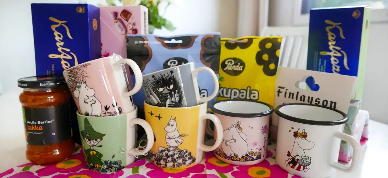 Co przywieźć z Litwy? Słoik dżemu z arktycznych jagód, czekolady Karl Fazer, kubki z Muminkami i słodycze Panda.