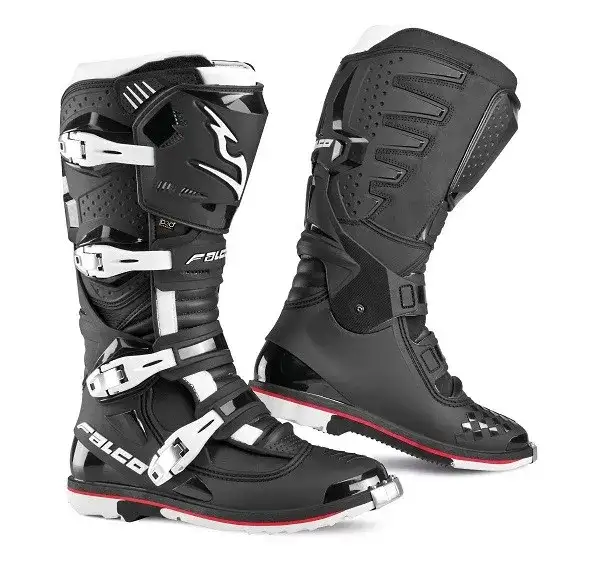 Jakie buty enduro wybrać, aby uniknąć kontuzji i zapewnić komfort?