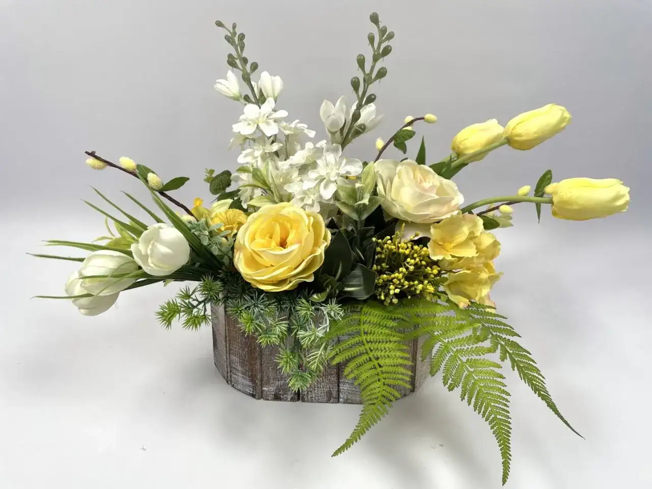 Jak ozdobić doniczkę na cmentarz, by wyrazić pamięć i szacunek