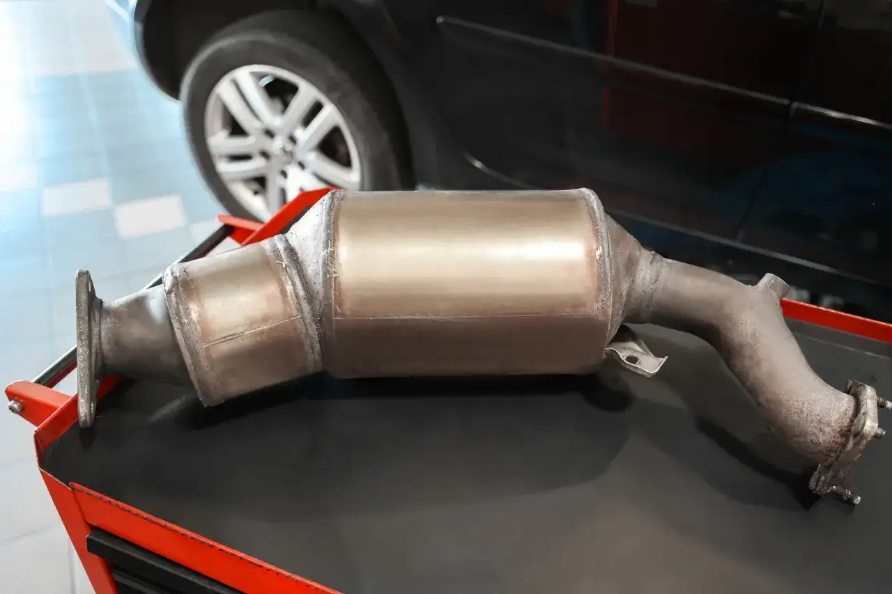 Jak jeździć dieslem, żeby nie zapchać DPF i uniknąć kosztownych napraw