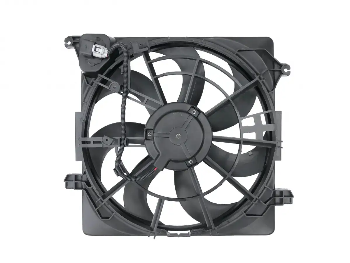 Kiedy powinien włączyć się wentylator chłodnicy, aby uniknąć przegrzania?