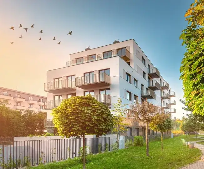 Nieruchomości: Mieszkanie na start jako kostka domina do rozgrzanej gospodarki. Narkun: Niebo nie jest wiecznie błękitne.