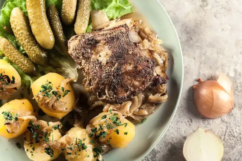 Jak upiec żeberka wieprzowe, aby były soczyste i pełne smaku