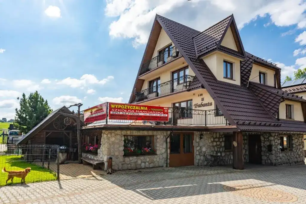 Odkryj centrum Bukowiny Tatrzańskiej: Atrakcje, jedzenie, noclegi