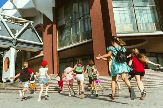 Innovative Schulen München: Entdecken Sie kreative Lernansätze und Programme