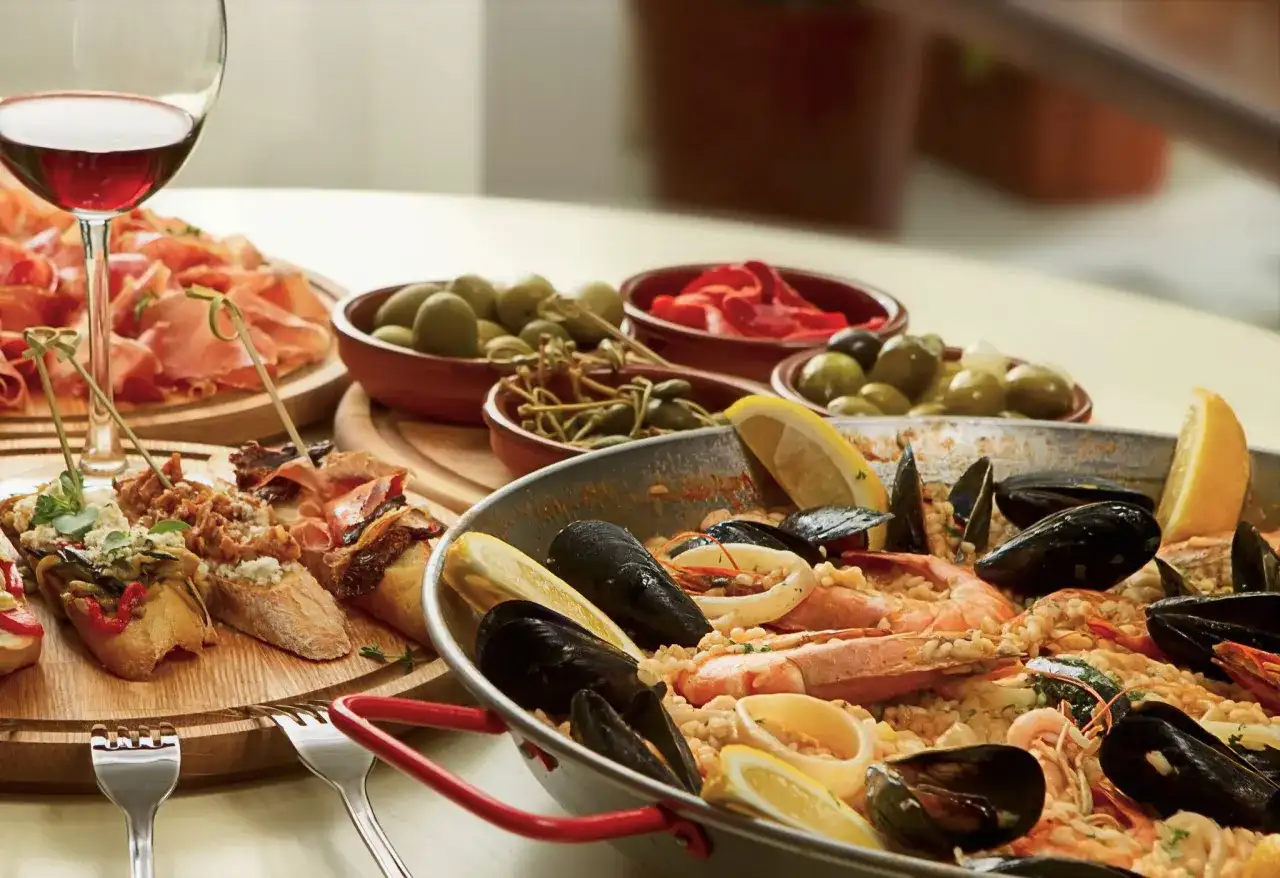 Romantyczna kolacja co ugotować: przepisy, które oczarują Twoją drugą połówkę