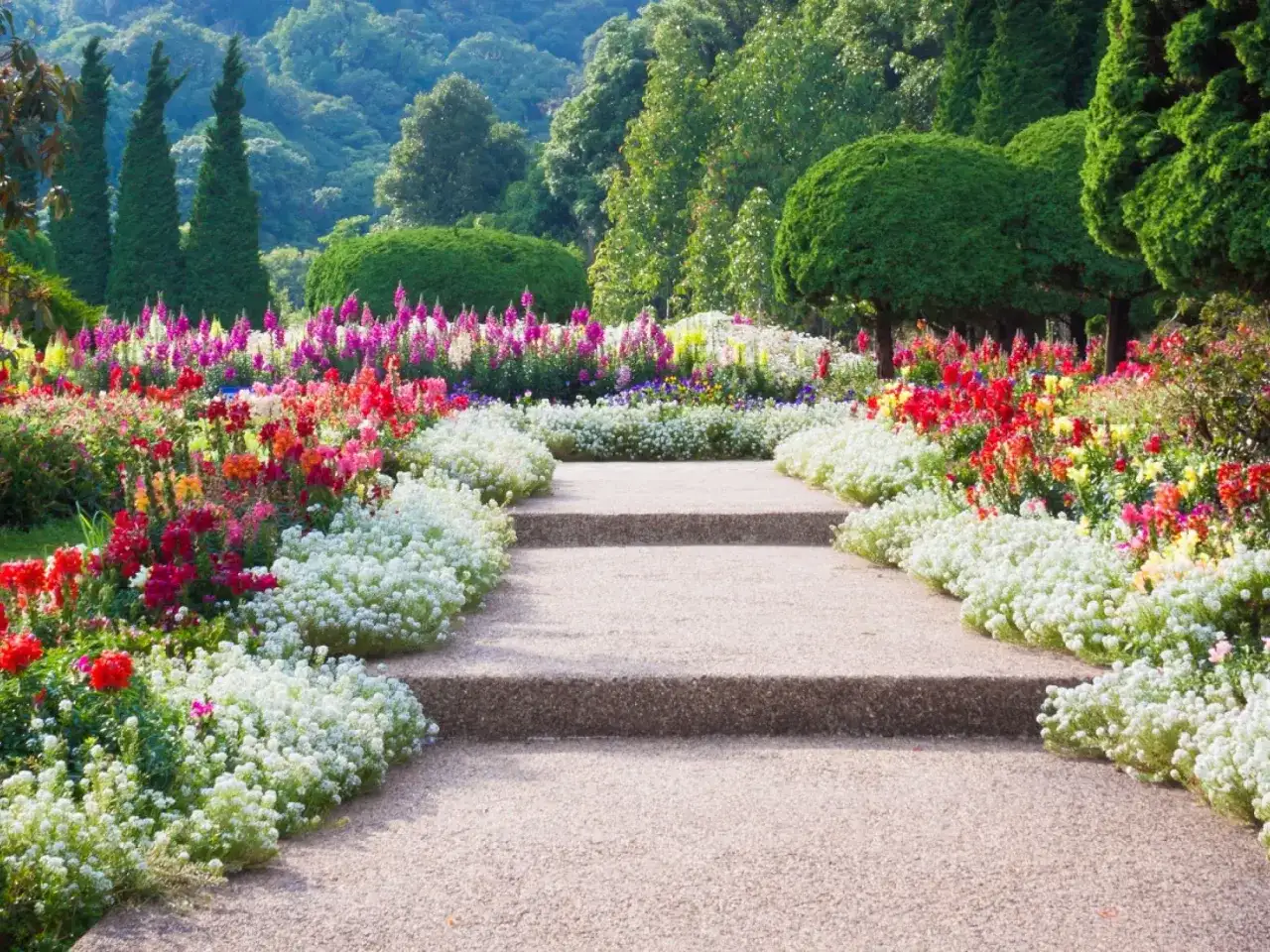 Ogrody sensoryczne: terapeutyczne przestrzenie dla zdrowia i rozwoju