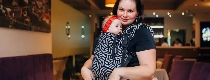 Ergonomiczne nosidło dla niemowlaka: Wybór fizjoterapeuty