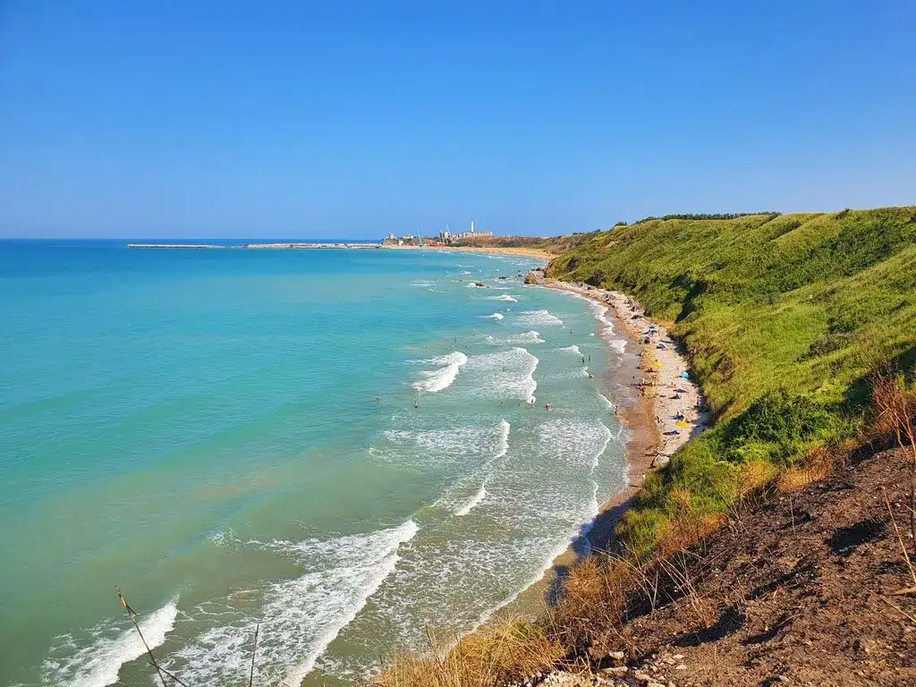 Abruzzo: Guida alle Spiagge Perfette (Sabbia, Trabocchi e Relax)
