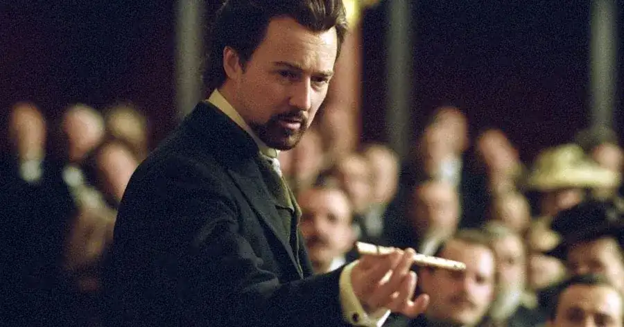 Profesjonalni charakteryzatorzy w filmie: mistrzowie iluzji