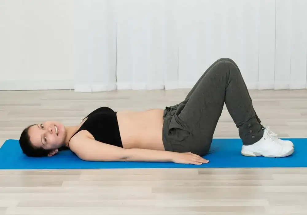 Ćwiczenia po cesarskim cięciu: Kiedy i jak bezpiecznie wrócić?