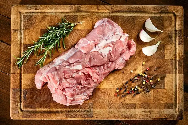 Gdzie kupić cielęcinę w Poznaniu? Sprawdź najlepsze miejsca i oferty