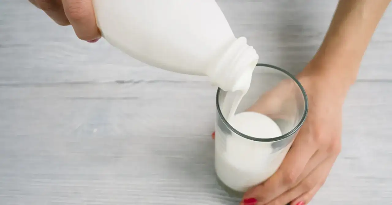 Czy mleko bez laktozy jest wegańskie? Odkryj prawdę o składzie