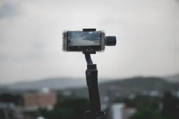 Jak poprawić jakość aparatu w telefonie i uzyskać lepsze zdjęcia