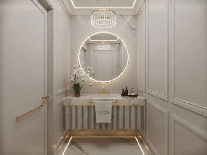 Jak powiększyć łazienkę lustrami: sprytne triki na przestronną łazienkę