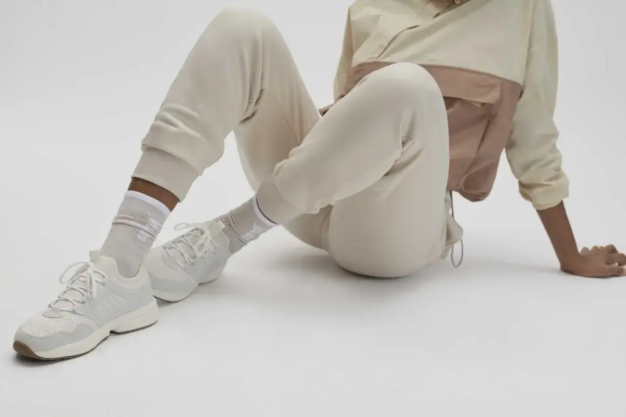 Jakie skarpetki do butów sportowych, by uniknąć otarć i dyskomfortu?