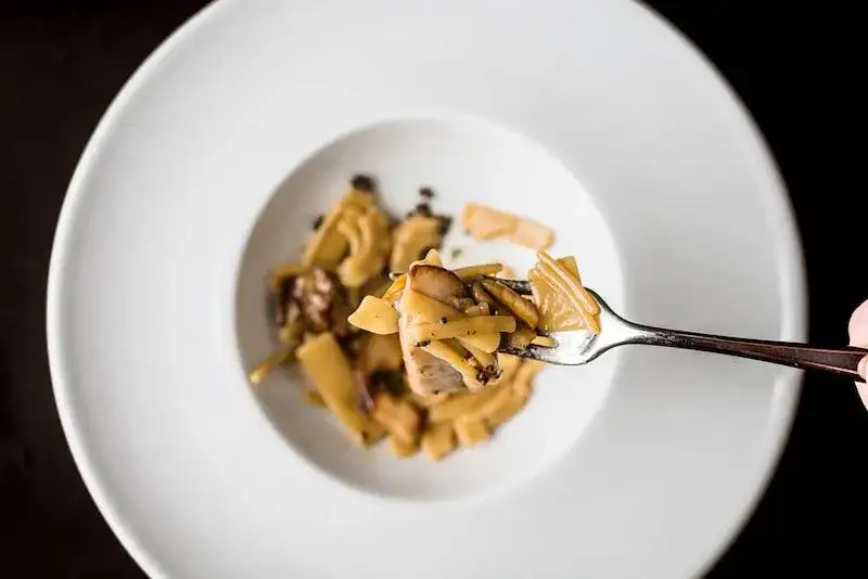 Primi piatti italiani: perché il "no" al progresso è una scelta di valore?