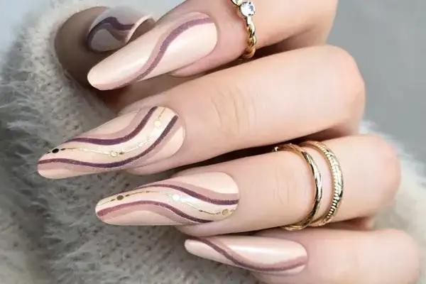 Jak zrobić manicure żelowy w domu: 7 prostych kroków dla początkujących