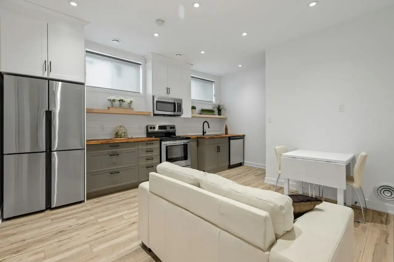 Czy warto kupić mieszkanie na wynajem? Kluczowe czynniki inwestycyjne