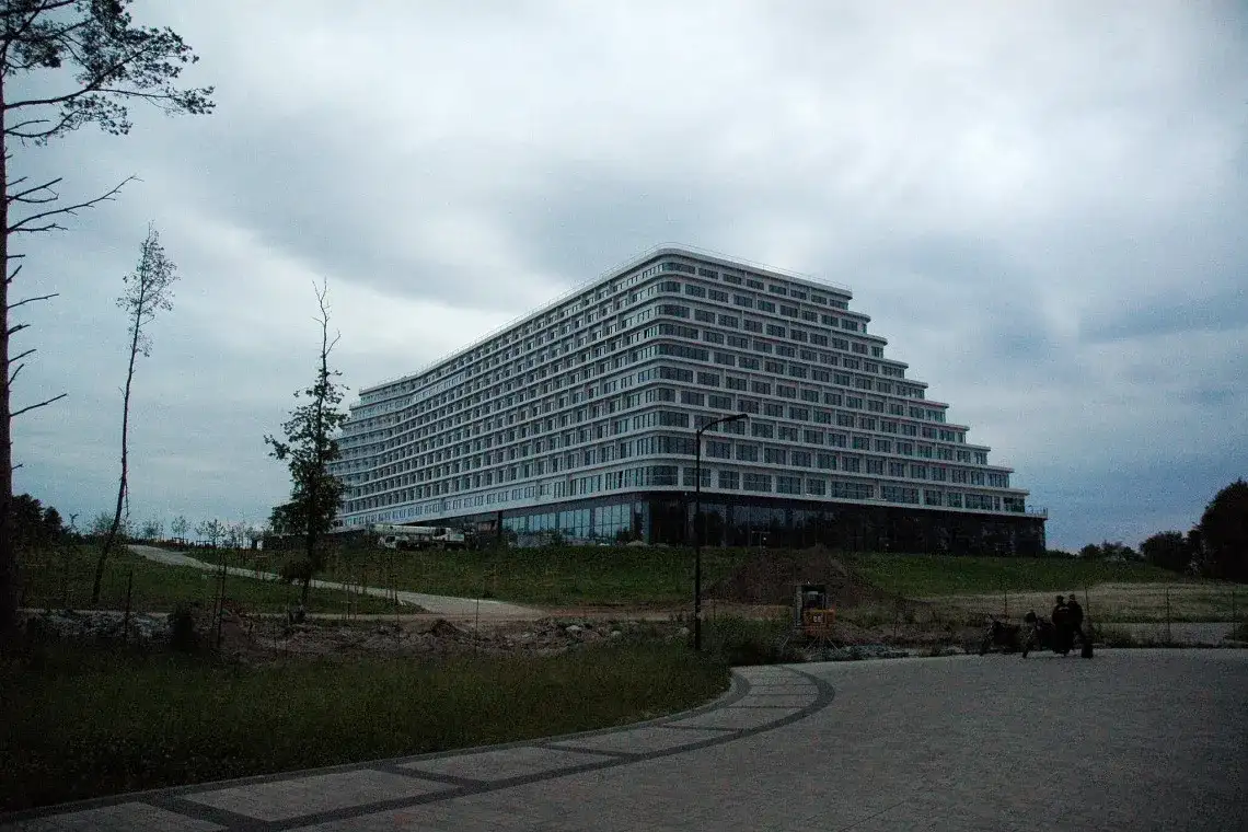 Hotel Gołębiewski Pobierowo: Otwarcie 2026? Sprawdź datę!