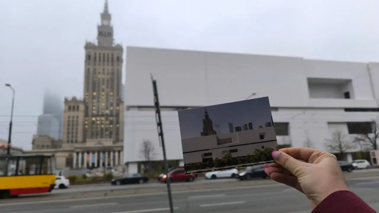 Praca w muzeum sztuki nowoczesnej: Jak zacząć i co Cię czeka?