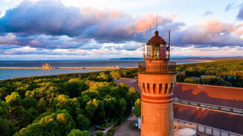 Świnoujście atrakcje – odkryj najpiękniejsze miejsca, które musisz zobaczyć