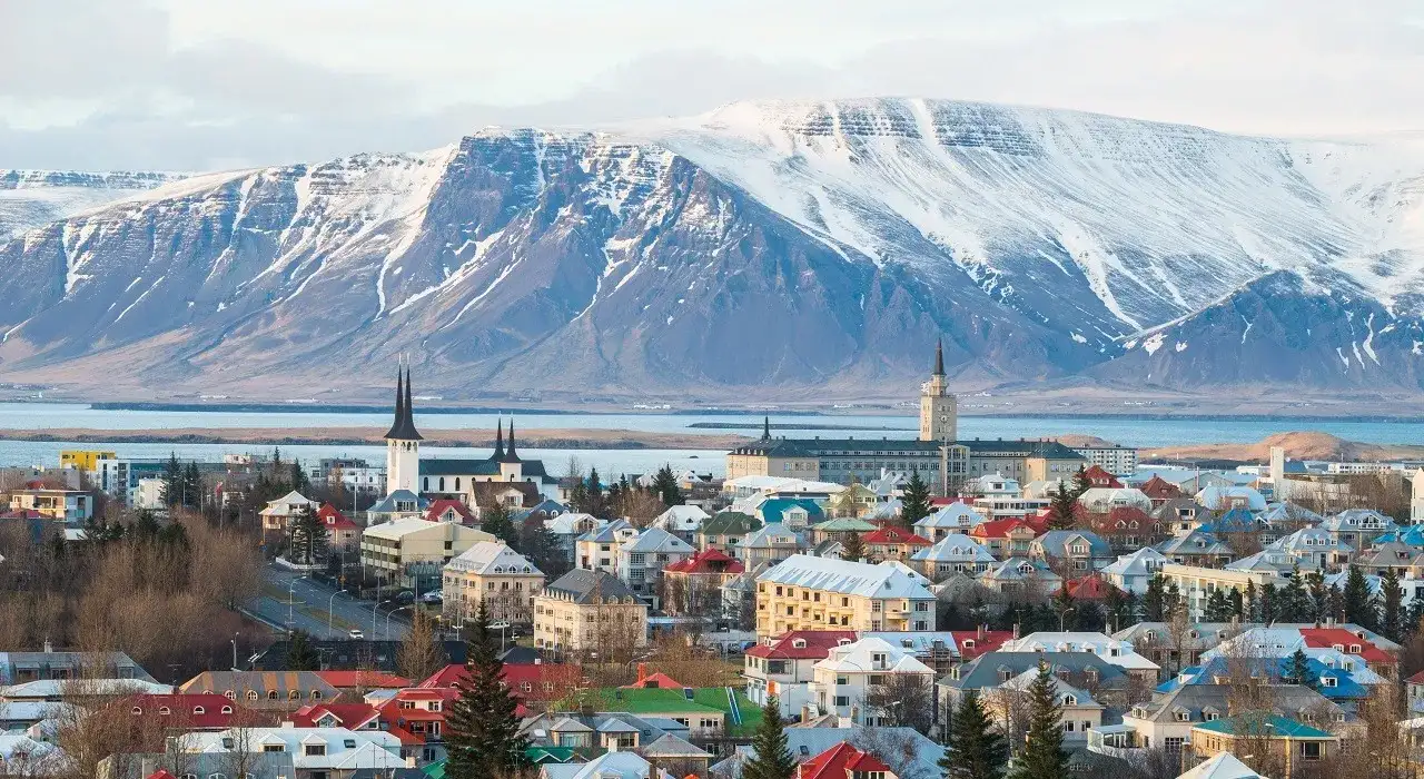 Gdzie leży Reykjavik? Odkryj tajemnice stolicy Islandii