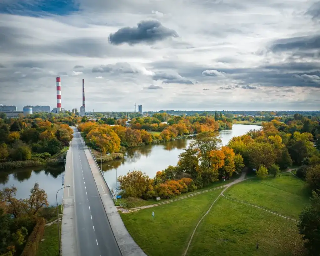 Rezerwat przyrody Jeziorko Czerniakowskie - tajemnice natury i atrakcje