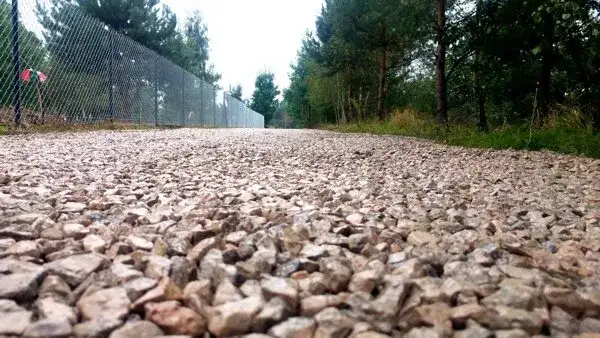 Ile kosztuje kruszywo na podjazd? Oblicz i nie przepłacaj!