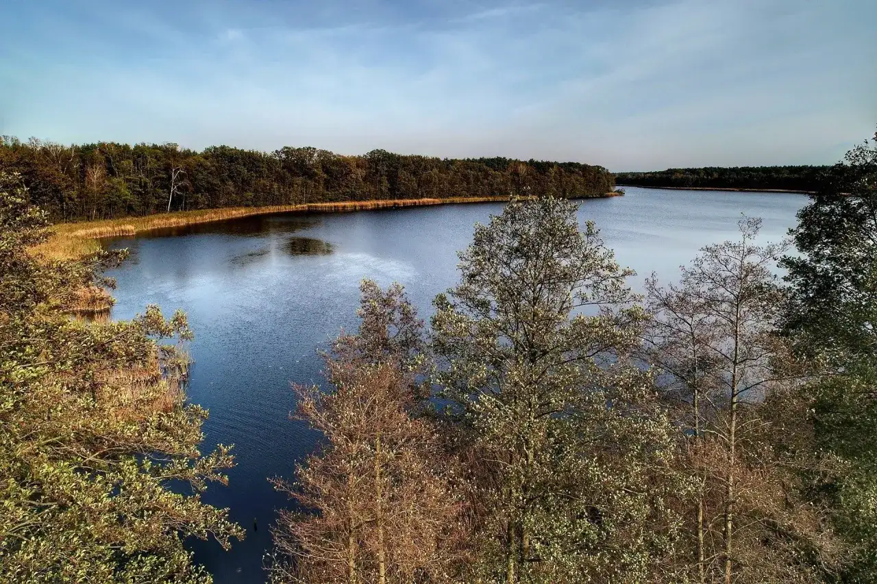 Jezioro Wojnowskie: Niskie opłaty za wędkowanie i regulacje