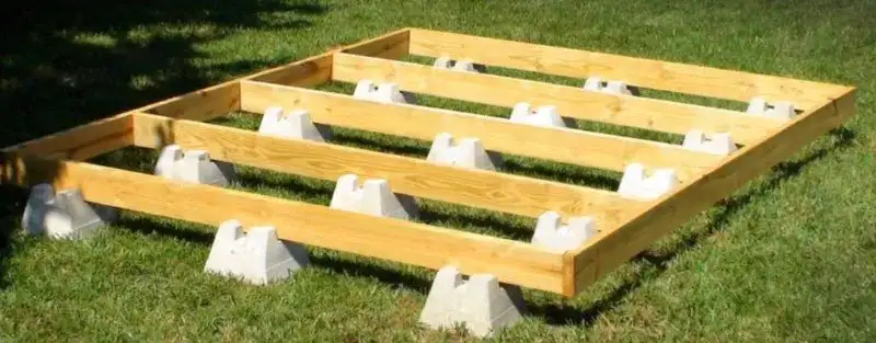 Najlepszy fundament pod domek letniskowy drewniany - uniknij błędów budowlanych